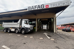 lastwagen_-_arocs_3251_-_mercedes_241321.jpg