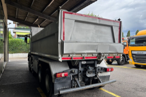 lastwagen_-_arocs_3251_-_mercedes_241331.jpg