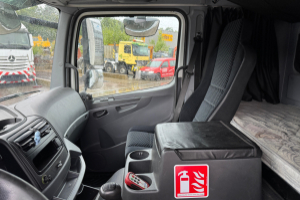 lastwagen_-_atego_1529_4x2_-_mercedes_241208.jpg