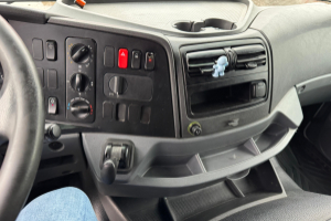 lastwagen_-_atego_1529_4x2_-_mercedes_241211.jpg