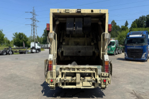 lastwagen_-_atego_2128_ochsner_6x2_-_mercedes_244387.jpg