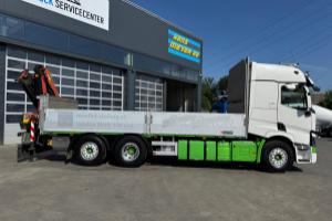 lastwagen_-_c480_6x2_palfinger_18002-4_-_renault_241051.jpg