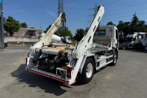 lastwagen_-_d18_320_ut_gigant_18t_-_renault_241070.jpg