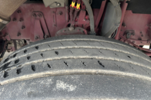 lastwagen_-_fh-420_4x2_lbw_-_volvo_244417.jpg