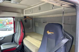 lastwagen_-_fh-420_4x2_lbw_-_volvo_244428.jpg