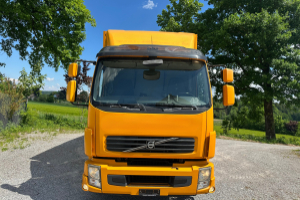 lastwagen_-_fl_240_4x2__-_volvo_232562.jpg