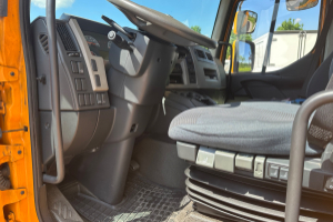 lastwagen_-_fl_240_4x2__-_volvo_232570.jpg