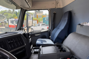 lastwagen_-_fm-400_4x2_bonfiglioli_15000-4_-_volvo_234999.jpg