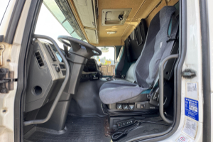 lastwagen_-_fm-410_4x2_carrier_supra_750_-_volvo_242386.jpg