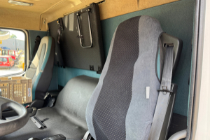 lastwagen_-_fm-410_4x2_carrier_supra_750_-_volvo_242387.jpg