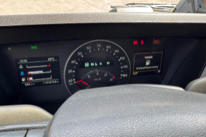 lastwagen_-_fm-410_4x2_carrier_supra_750_-_volvo_242390.jpg