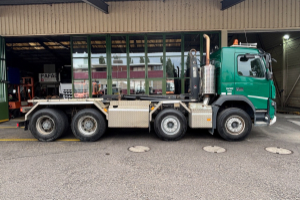 lastwagen_-_fmx-500____8x4r_-_volvo_242610.jpg