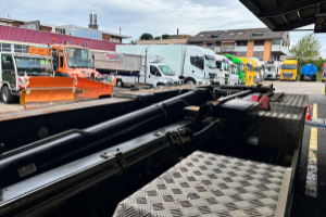 lastwagen_-_fmx-500____8x4r_-_volvo_242616.jpg
