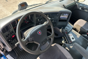 lastwagen_-_g450_8x4_notter_abroller_-_scania_240881.jpg