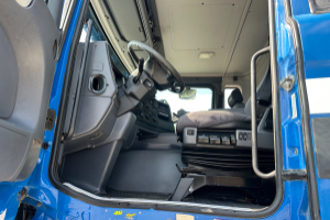 lastwagen_-_g450_8x4_notter_abroller_-_scania_240882.jpg