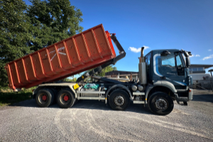 lastwagen_-_iveco_340t45_8x4_ut26t_-_iveco_242642.jpg