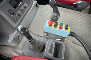 lastwagen_-_iveco_340t45_8x4_ut26t_-_iveco_242647.jpg
