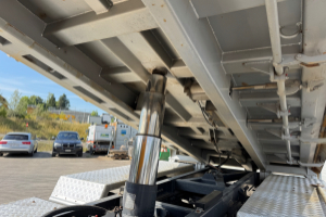 lastwagen_-_r480_8x4_3s_kipper_-_scania_242750.jpg