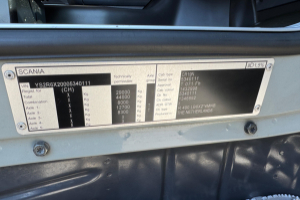 lastwagen_-_r490_6x2_pk18002-4_-_scania_242356.jpg