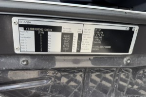lastwagen_-_r580_8x2_nencki_hooklift_-_scania_242319.jpg