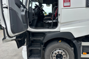 lastwagen_-_t520_6x2_lbw_-_renault_244406.jpg
