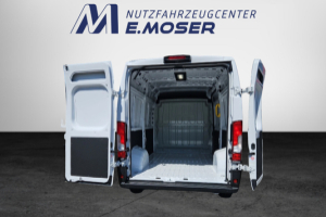 lieferwagen_und_transporter_-_fiat_ducato_35_l2h2_290_35_140_ps_-_fiat_239621.jpg