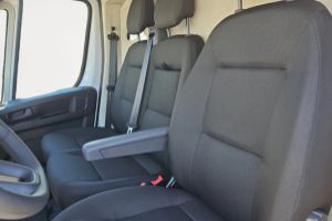 lieferwagen_und_transporter_-_fiat_ducato_35_l2h2_290_35_140_ps_-_fiat_239628.jpg