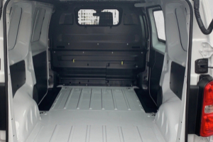 lieferwagen_und_transporter_-_fiat_e-scudo_50kwh_l2_swiss_-_fiat_242546.jpg