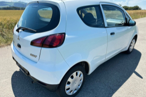 lieferwagen_und_transporter_-_mitsubishi_colt_1_1_12v_super_jubile_-_mitsubishi_243717.jpg