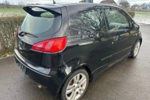 lieferwagen_und_transporter_-_mitsubishi_colt_1_5_16v_turbo_-_mitsubishi_244036.jpg