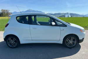 lieferwagen_und_transporter_-_mitsubishi_colt_1_5_16v_turbo_ralliart_-_mitsubishi_243813.jpg