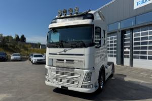sattelzugmaschine_-_fh-460_4x2_xxl_-_volvo_240744.jpg
