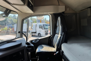sattelzugmaschine_-_fh-460_4x2_xxl_-_volvo_240755.jpg