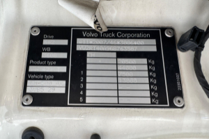 sattelzugmaschine_-_fh-500_4x2t_hydraulik_-_volvo_240741.jpg